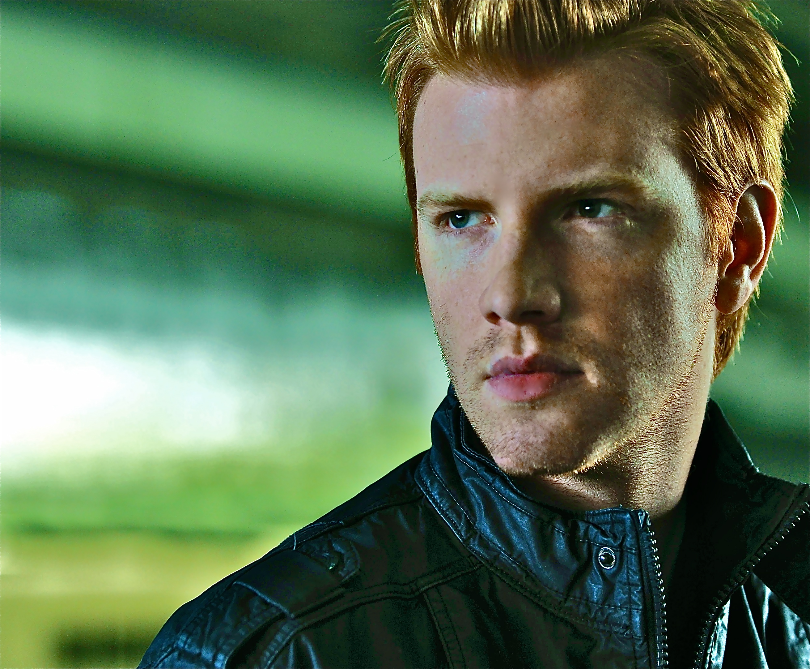 Who does daniel newman play in the vampire diaries